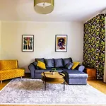Center, High Ceilings, 75m2 2br Free Parking * Tallinn