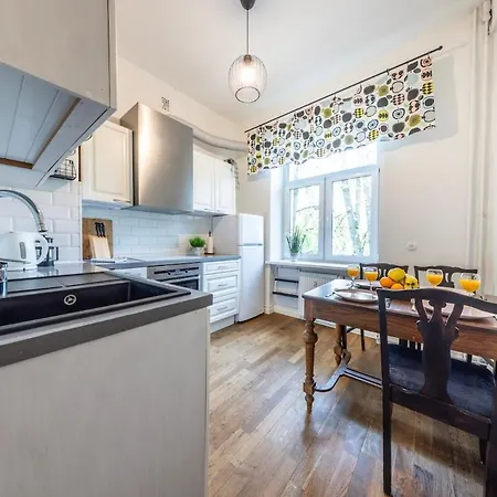 Center, High Ceilings, 75m2 2br Free Parking Апартаменты Таллин